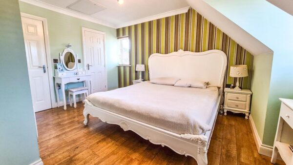 Buttercup Close, Corby