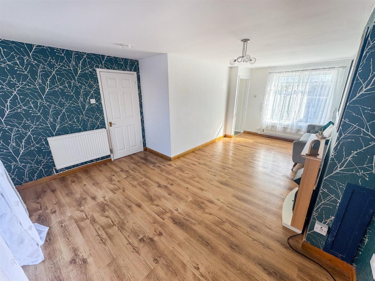 Rodney Drive, Corby