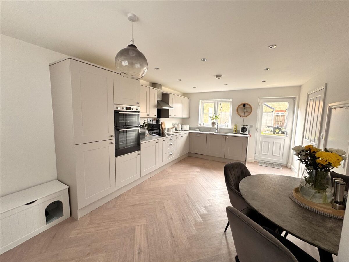 Merlin Road, Corby