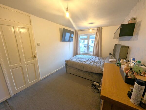 Eastbrook, Corby