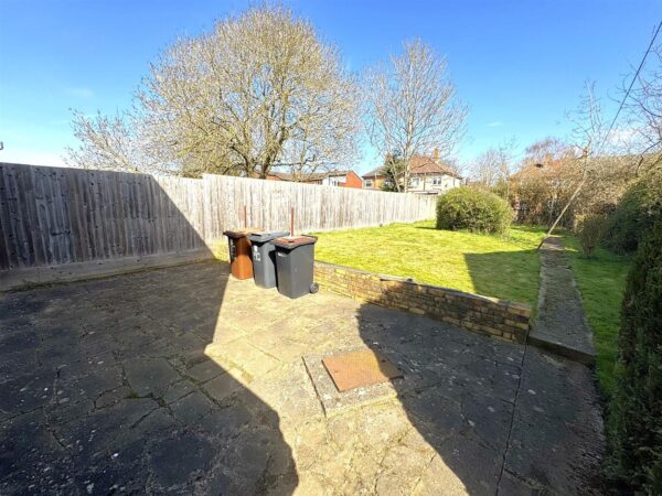 Dovedale Road, Corby