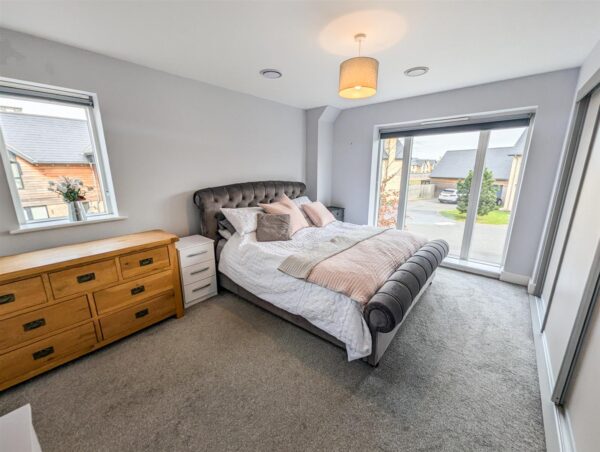 Lake Drive, Weldon, Corby