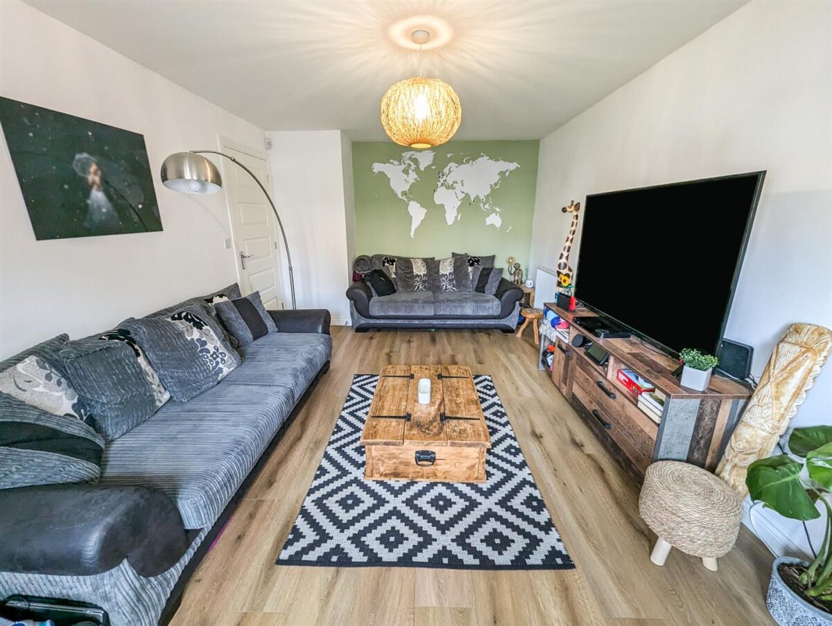 Grant Drive, Corby