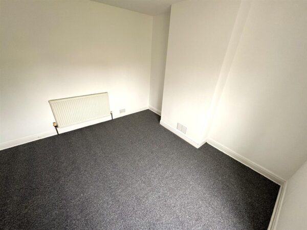 Willow Road, Kettering