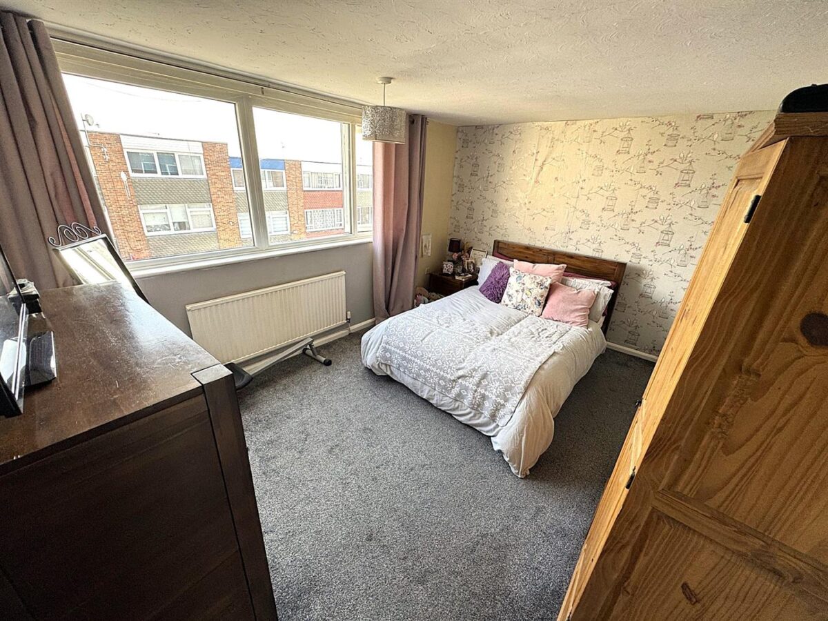 Moriston Close, Corby