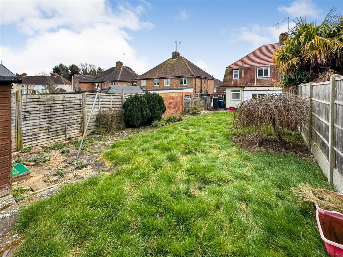 Willow Road, Kettering