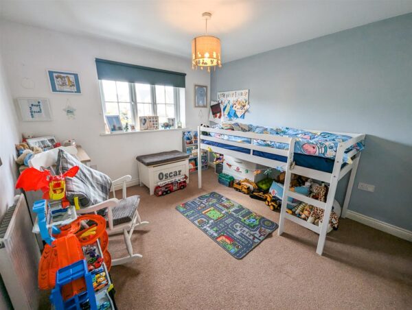 Grant Drive, Corby