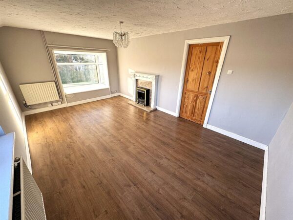 Canford Green, Corby