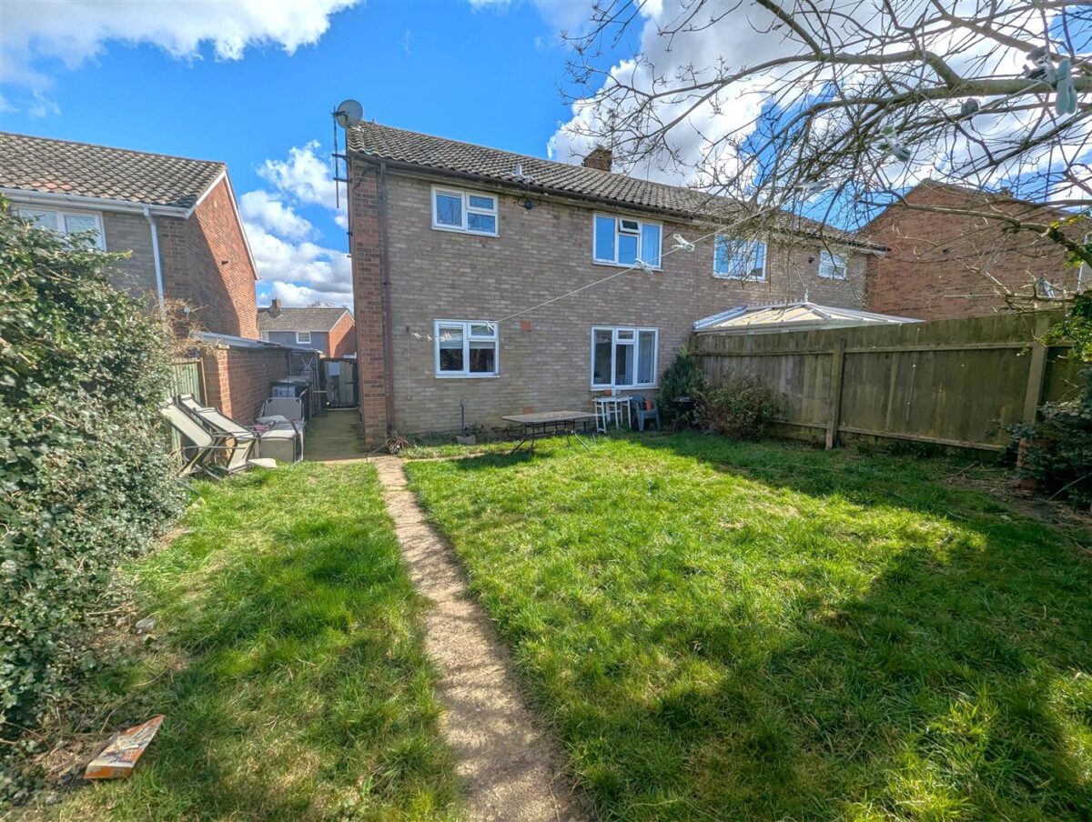 Sturminster Way, Corby