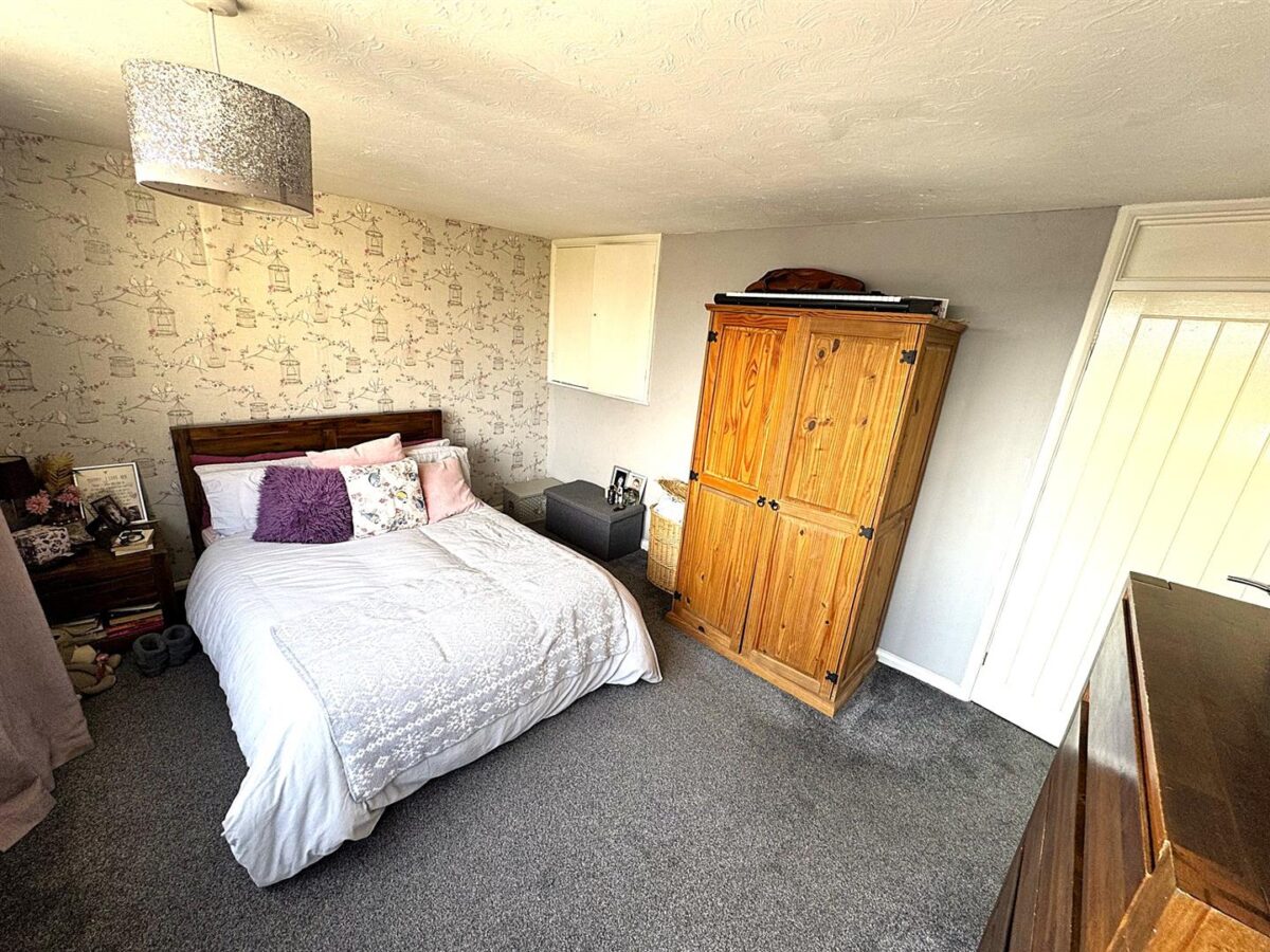 Moriston Close, Corby