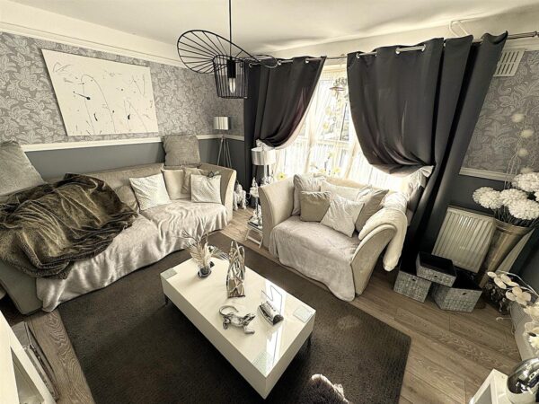 Southall Road, Corby