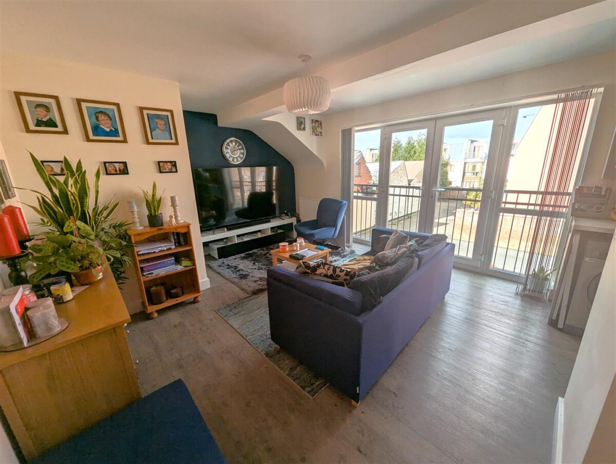 Flat 3, 81 Stamford Road Kettering