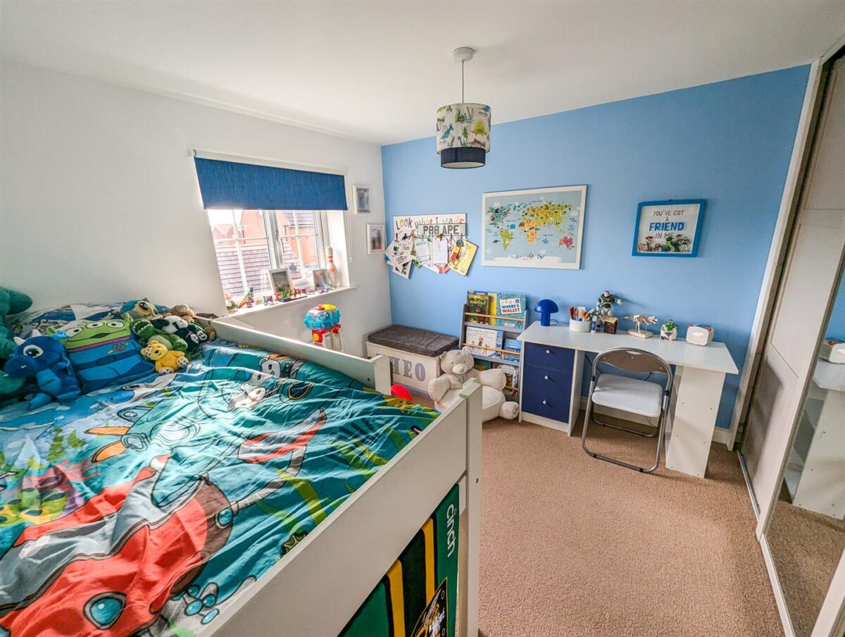 Grant Drive, Corby