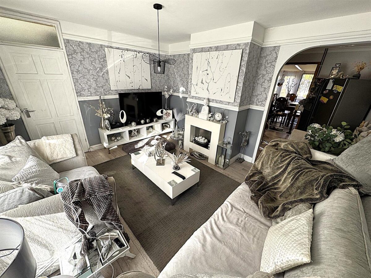 Southall Road, Corby