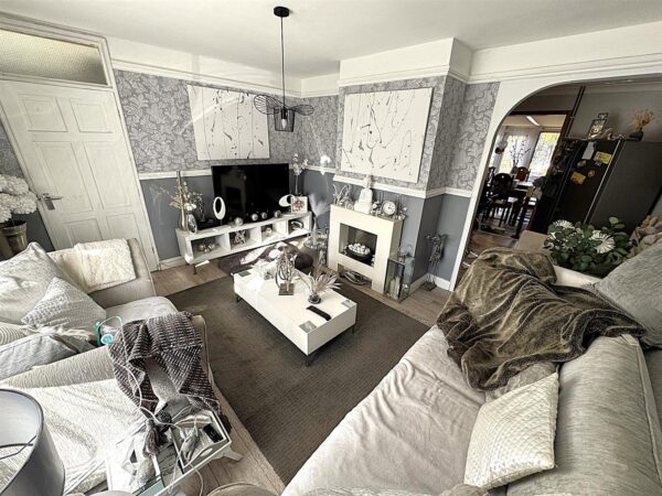 Southall Road, Corby