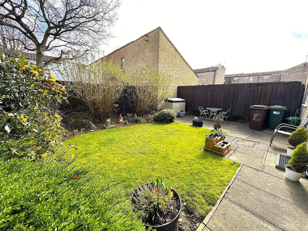 Saxilby Close, Corby