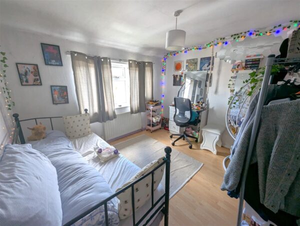 Sturminster Way, Corby