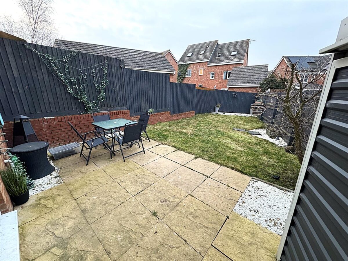 Catterick Close, Corby