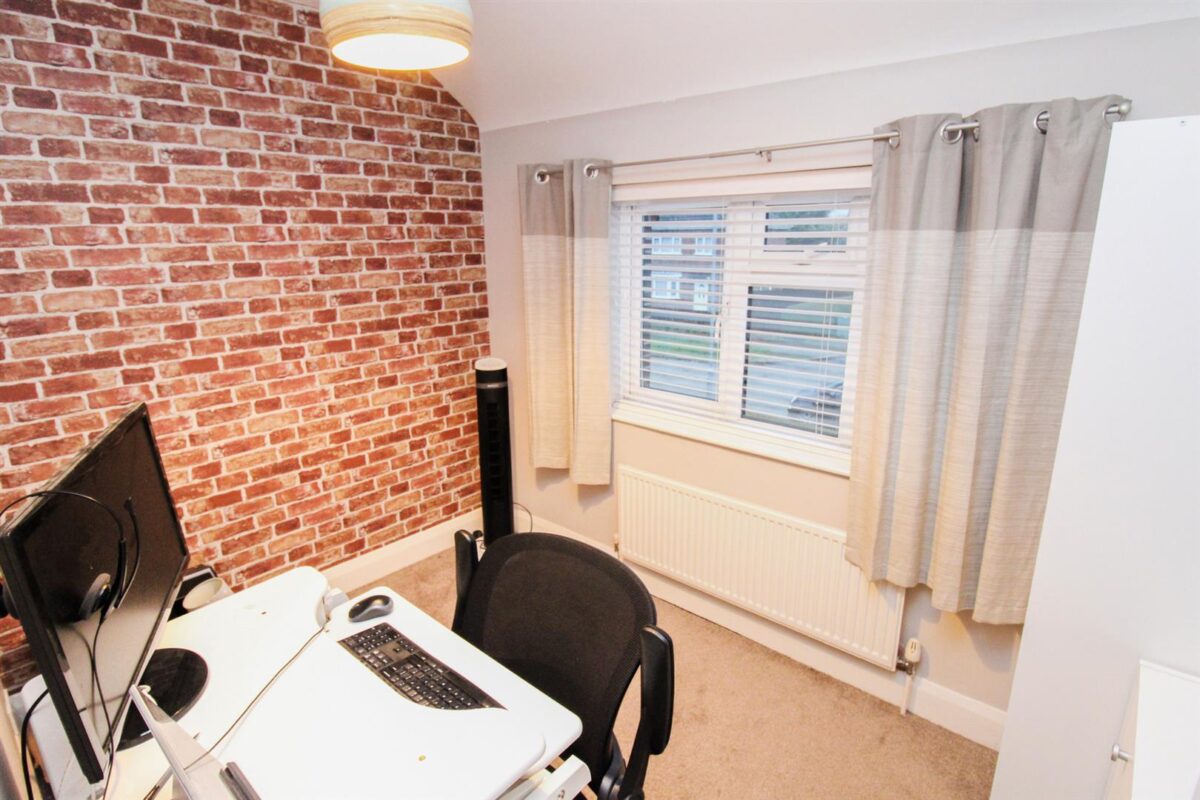 Latimer Road, Corby