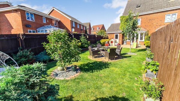 Buttercup Close, Corby
