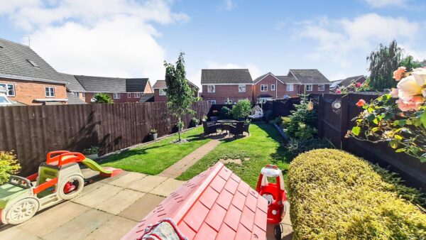 Buttercup Close, Corby
