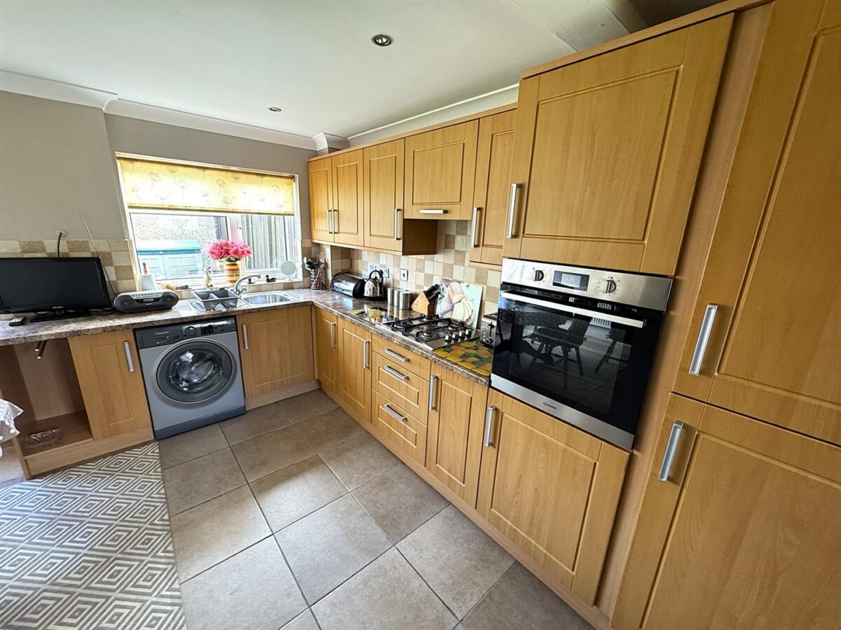Saxilby Close, Corby
