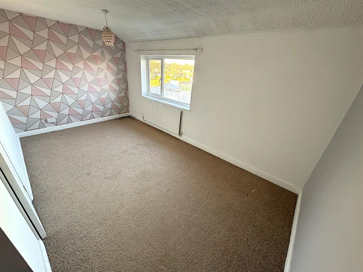 Canford Green, Corby