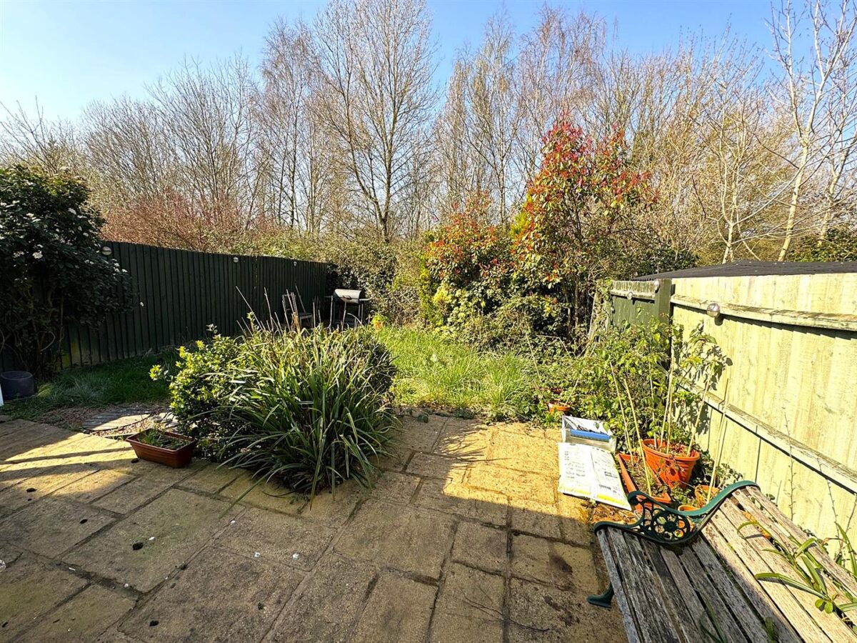 Catchpole Close, Corby