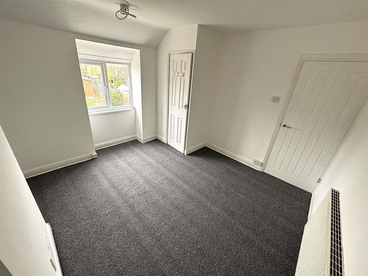Willow Road, Kettering