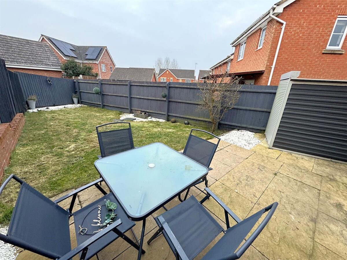 Catterick Close, Corby