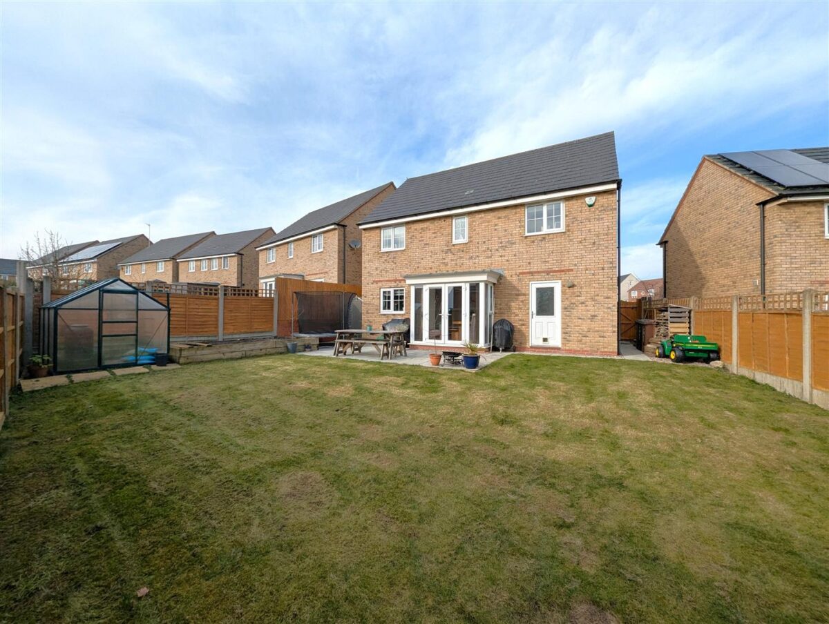 Grant Drive, Corby
