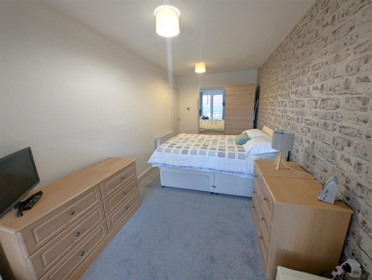Manor Drive, Corby