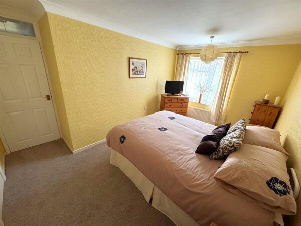 Saxilby Close, Corby