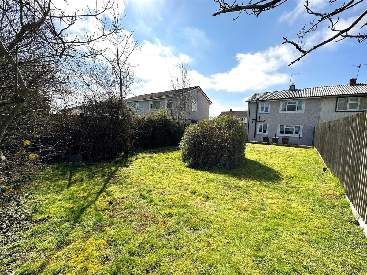 Dovedale Road, Corby