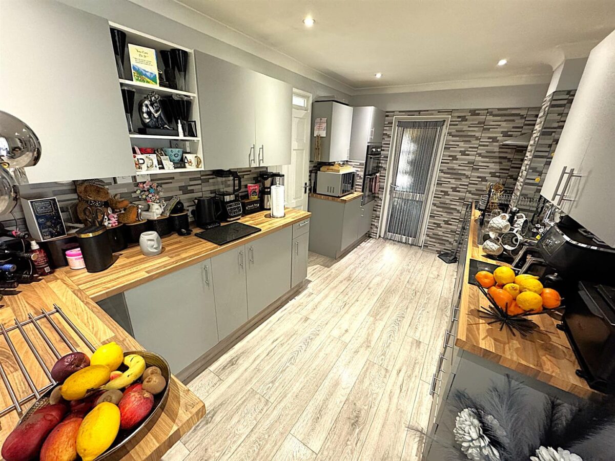 Southall Road, Corby
