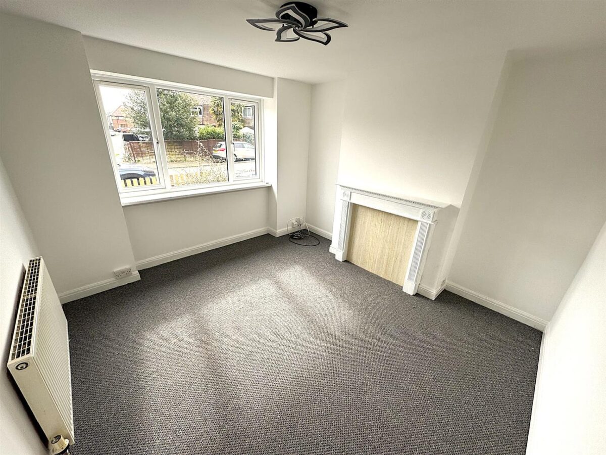 Willow Road, Kettering