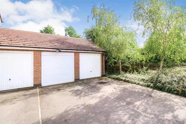 Flatford Close, Corby