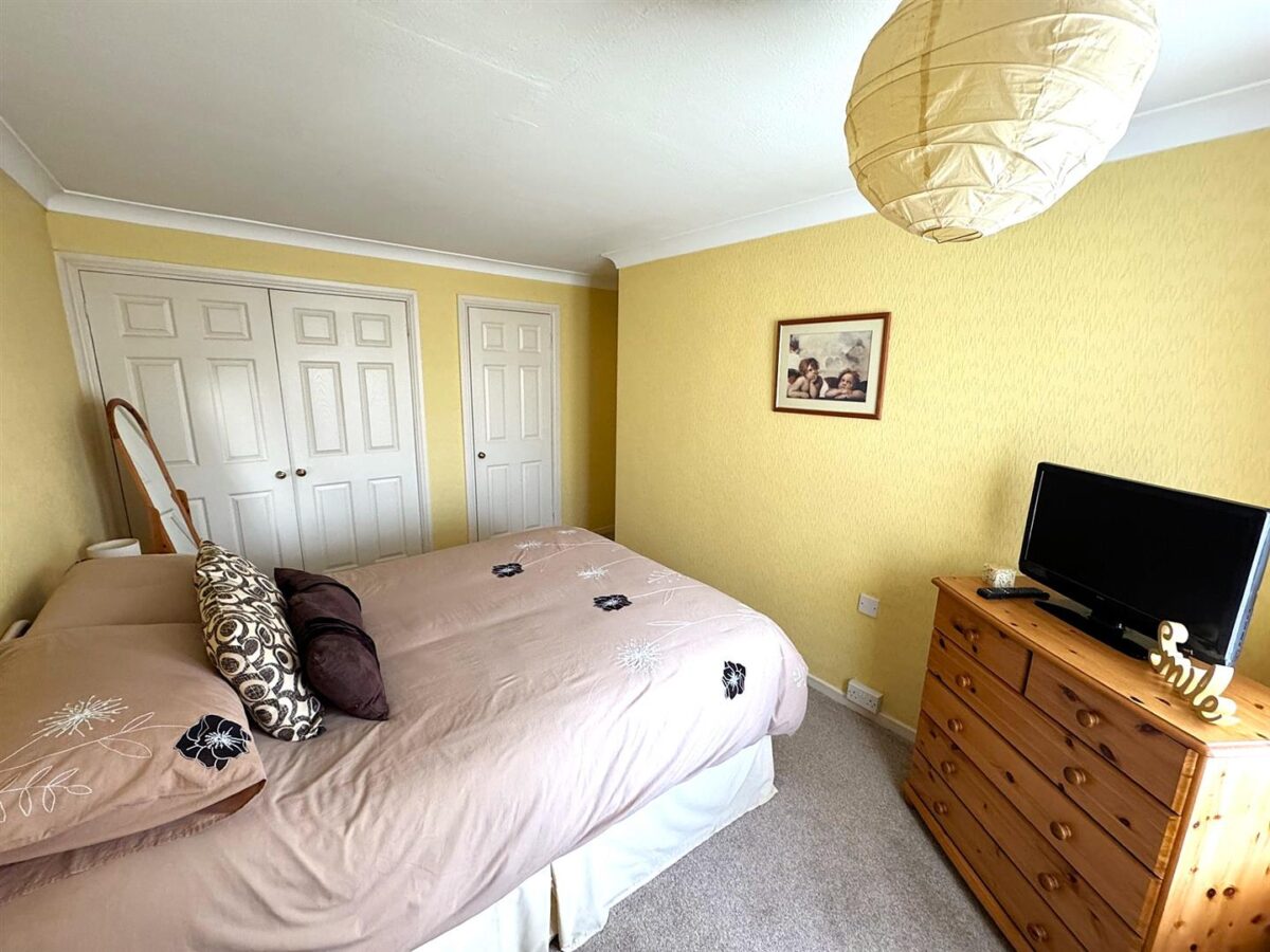 Saxilby Close, Corby