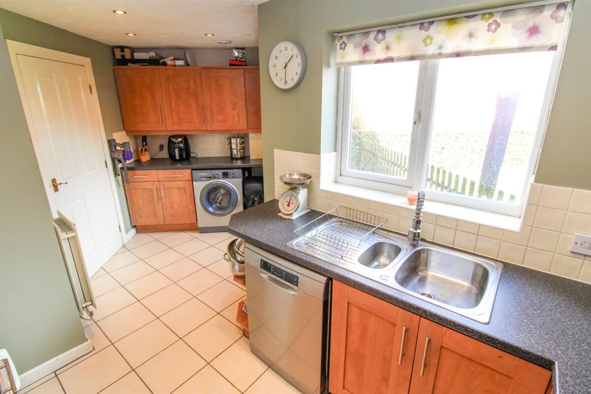 Violet Close, Corby