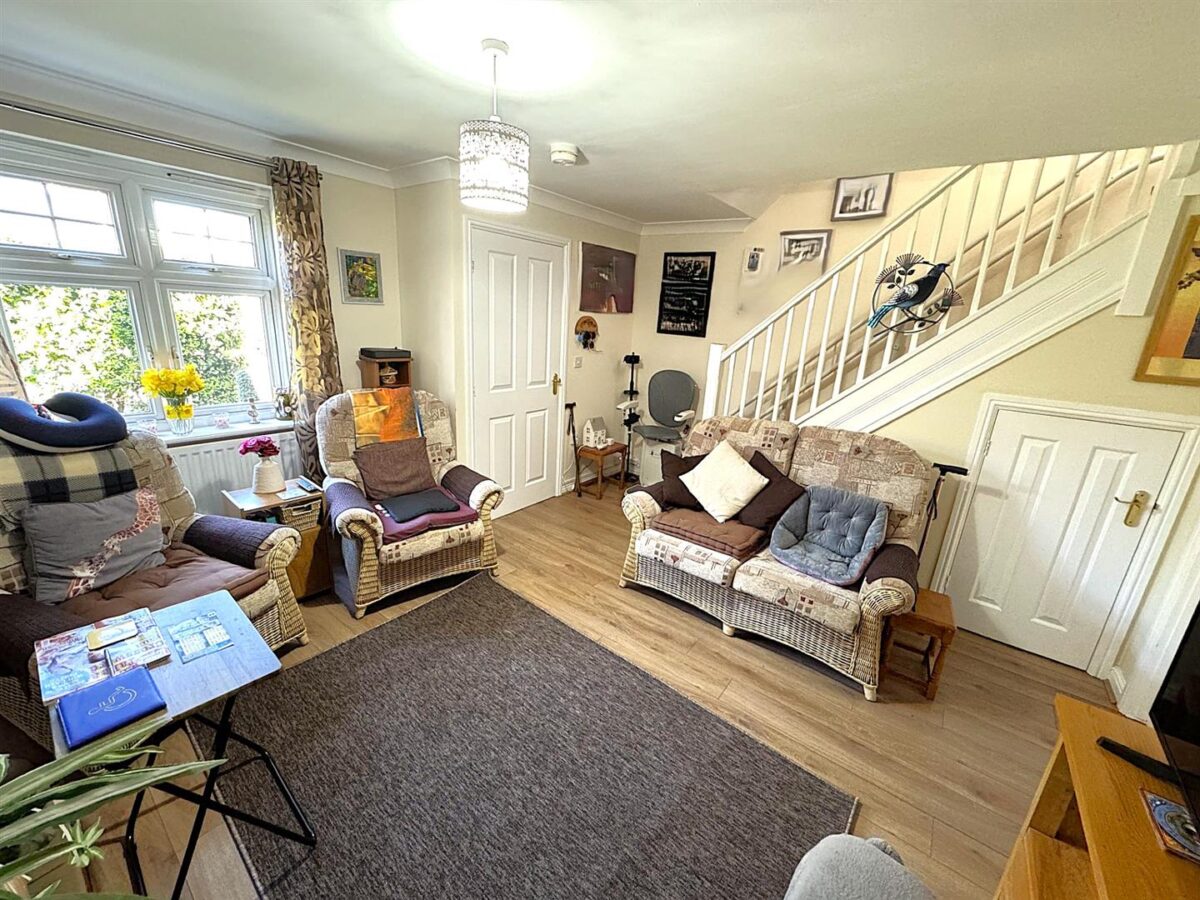 Corfe Close, Corby