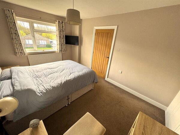 Hillside Crescent, Weldon, Corby