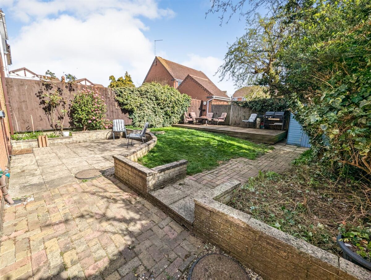Charnwood Road, Corby