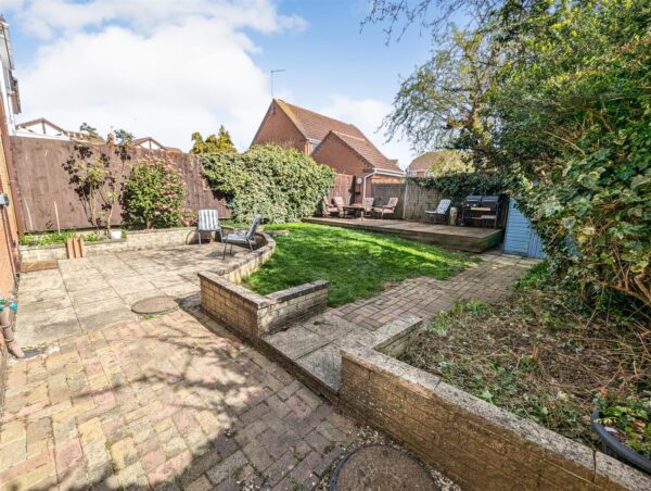 Charnwood Road, Corby