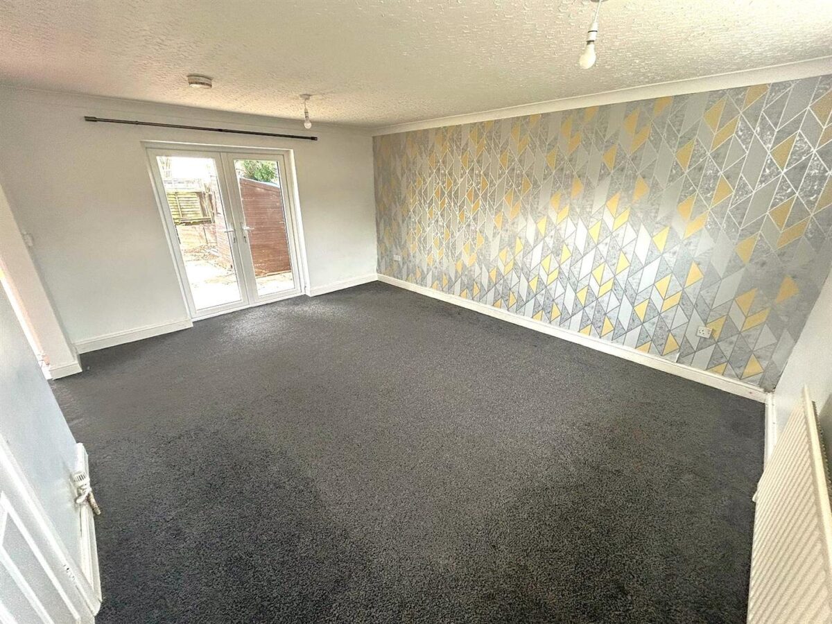 Grantham Walk, Corby