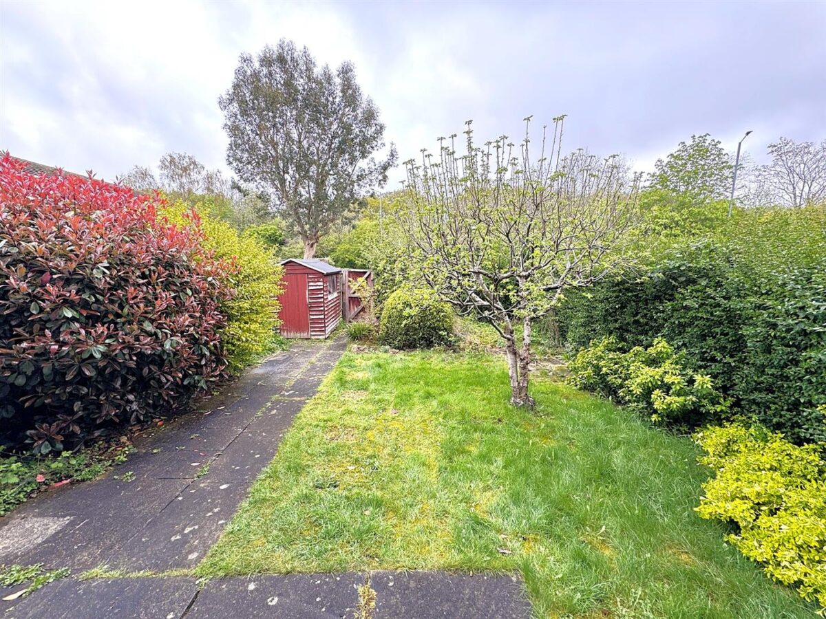 Greig Walk, Corby