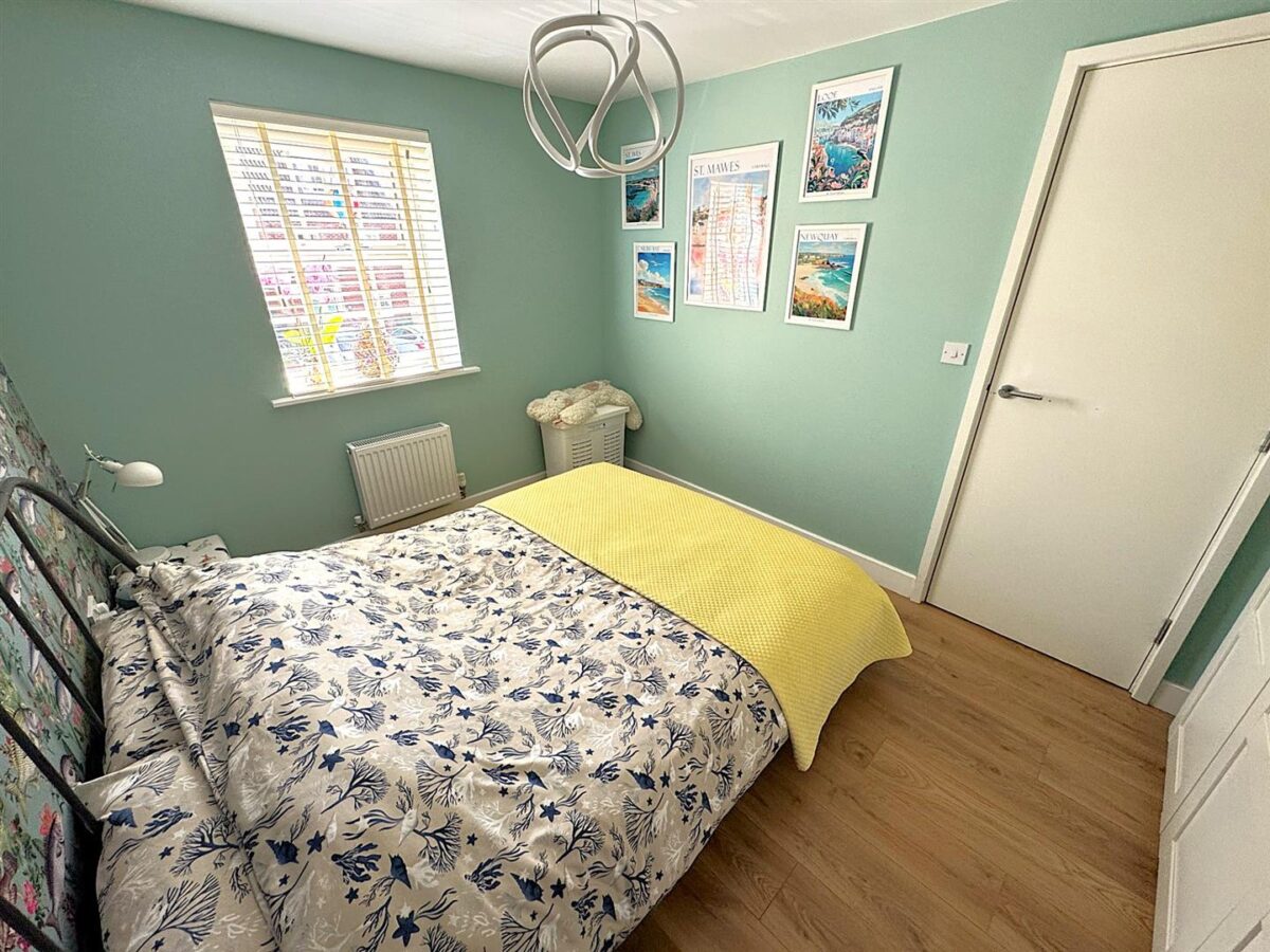 Regal Close, Corby