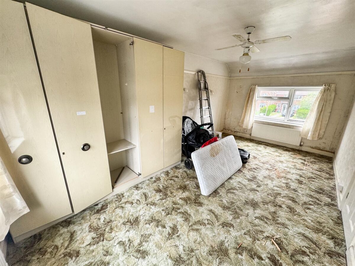 Faraday Grove, Corby