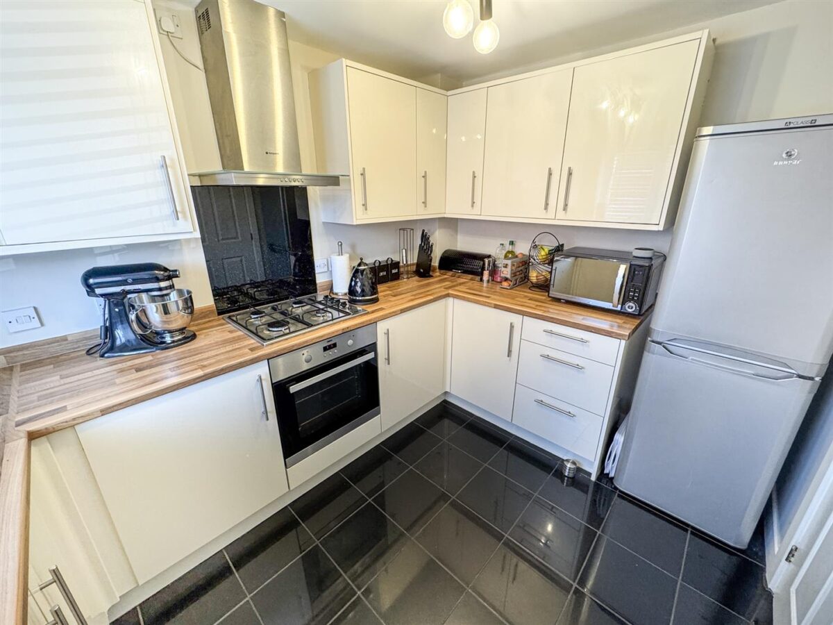Violet Close, Corby