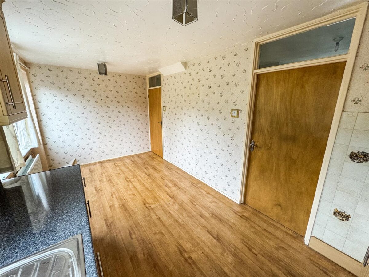 Greig Walk, Corby