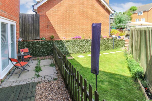 Violet Close, Corby